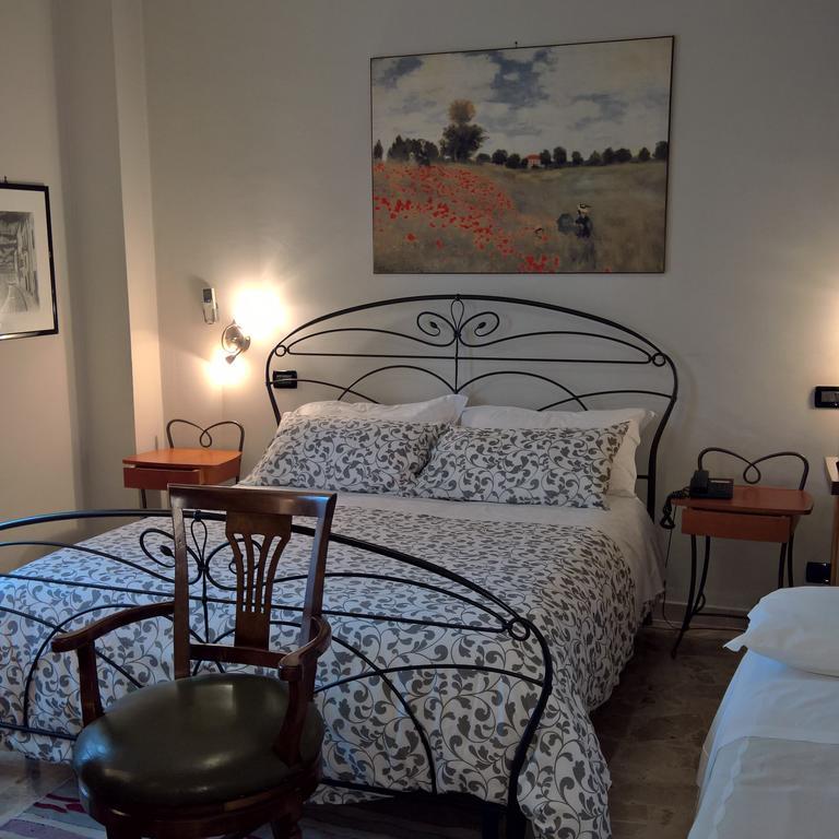 Hotel La Rotonda Cepagatti Bagian luar foto