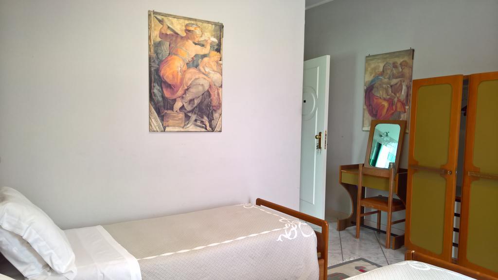 Hotel La Rotonda Cepagatti Bagian luar foto